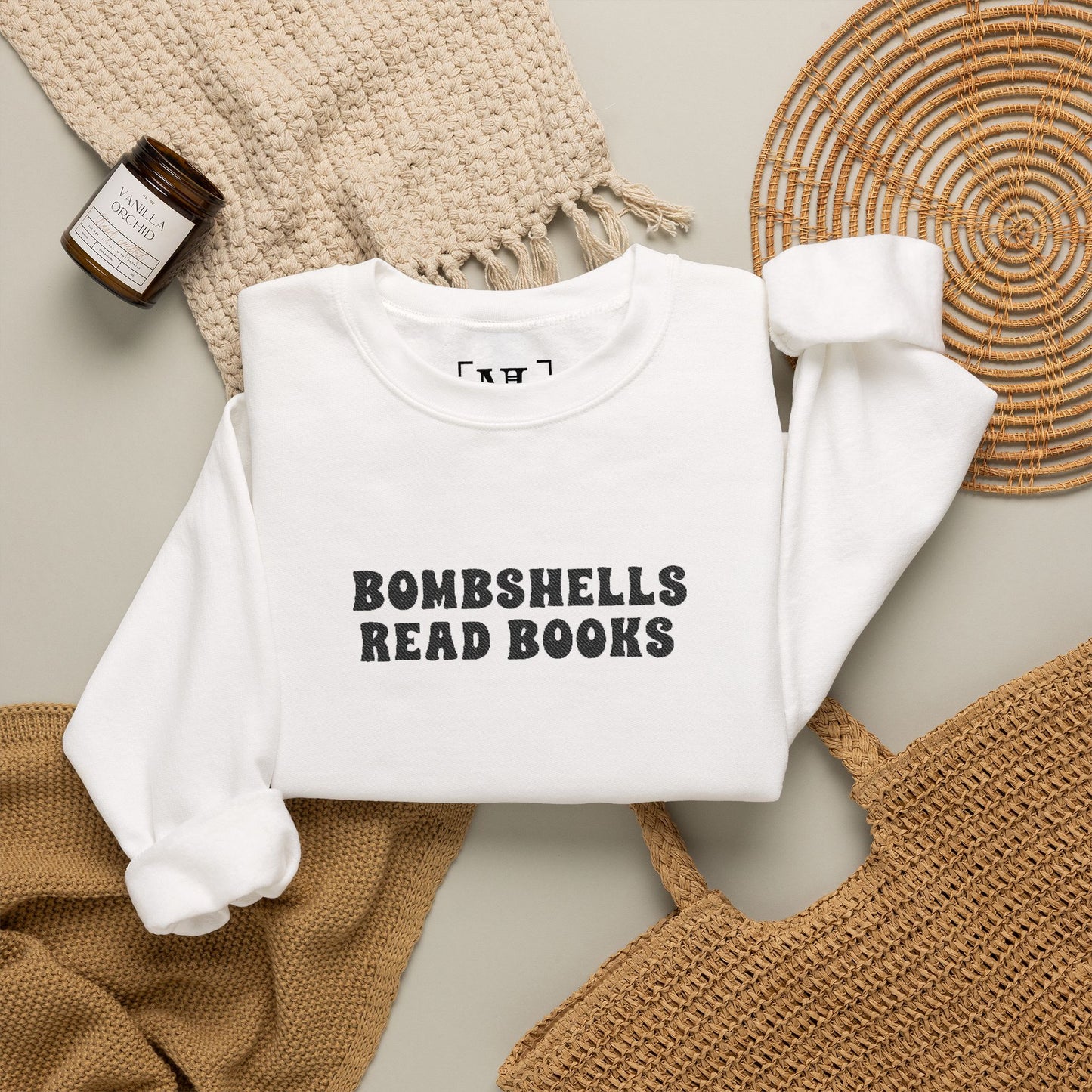 Bombshells Read Books - Bookish Villa Inspired Sweatshirt