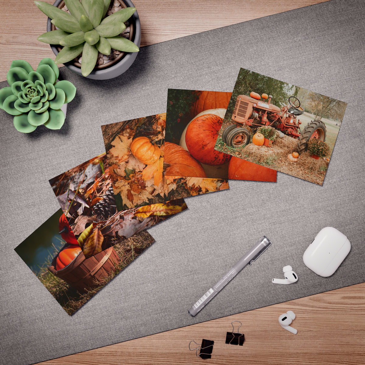Autumn-Themed Greeting Cards Set